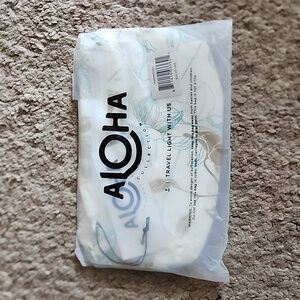 Aloha collection mini pouch